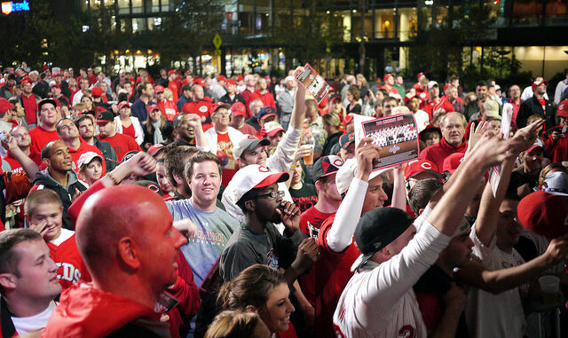 Cincinnati-Reds-Win-2010-NL-Central-Division-Championship