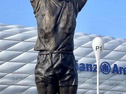 Gerd_Müller_Statue